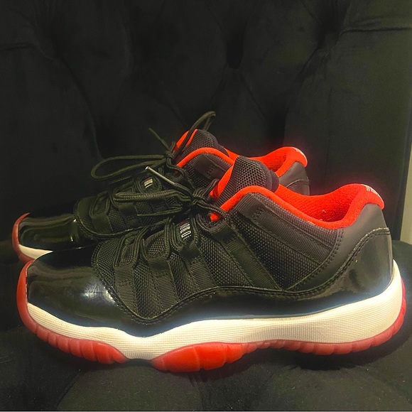 🖤❤️🤍Jordan sneakers👟❤️ - Picture 9 of 11